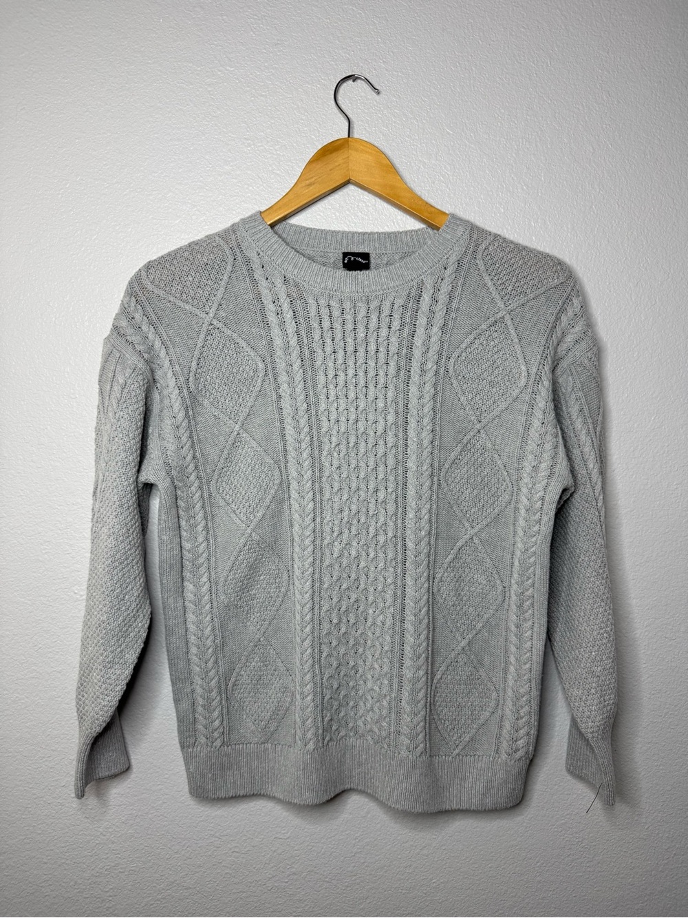 art class Light Gray Cable Knit Crewneck Sweater Girls L (10/12) - Picture 4 of 9